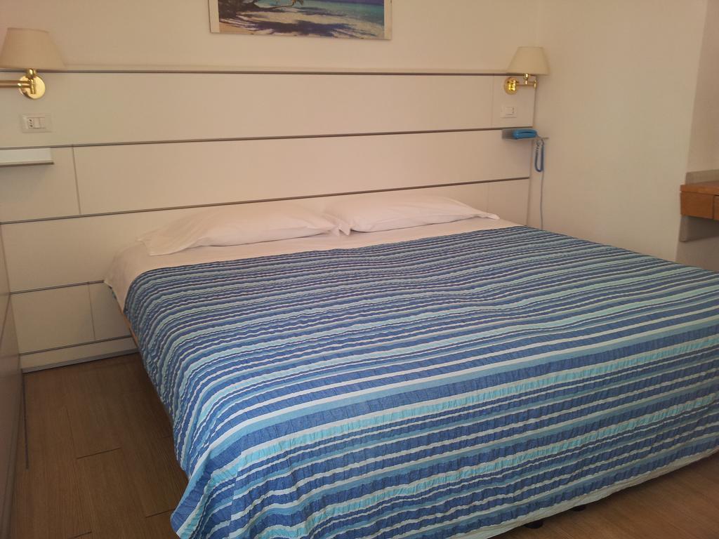 Hotel Post Bergamo Phòng bức ảnh